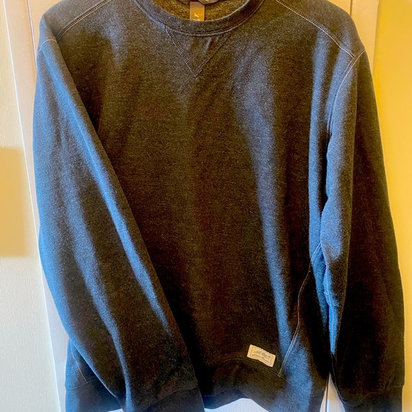 Men’s crew neck sweater. Blanket stitching highlights. - Picture 3 of 3